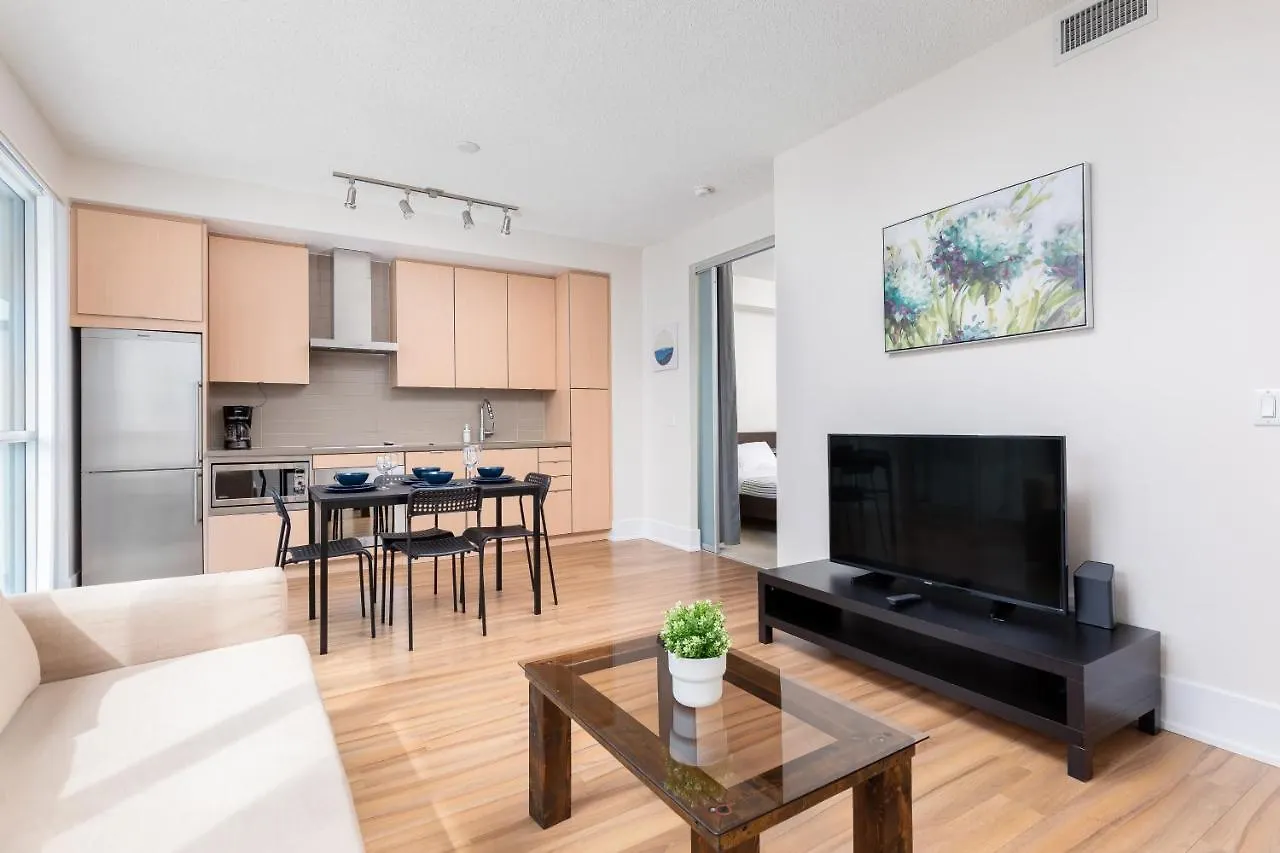 Centrally Located In The Heart Of Downtown Toronto Apartment