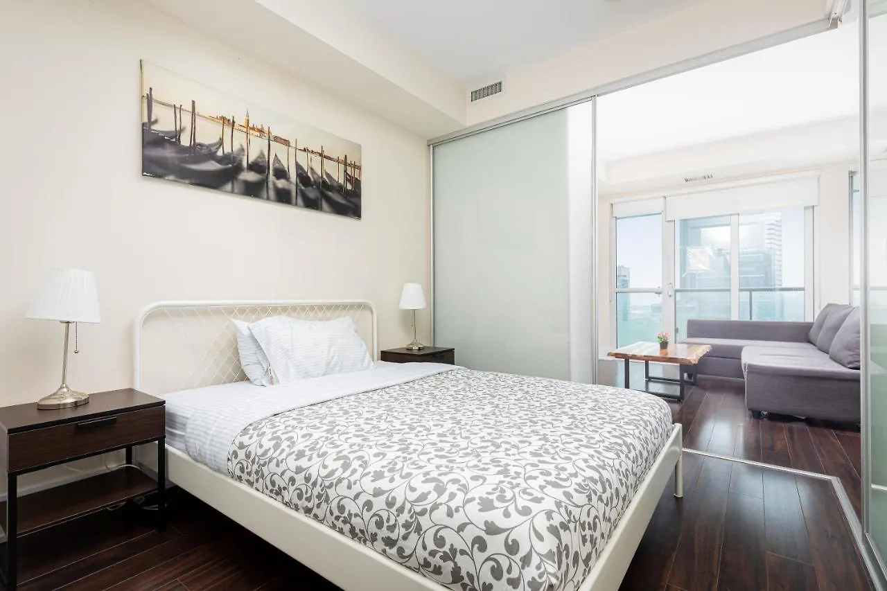 Centrally Located In The Heart Of Downtown Toronto Apartment