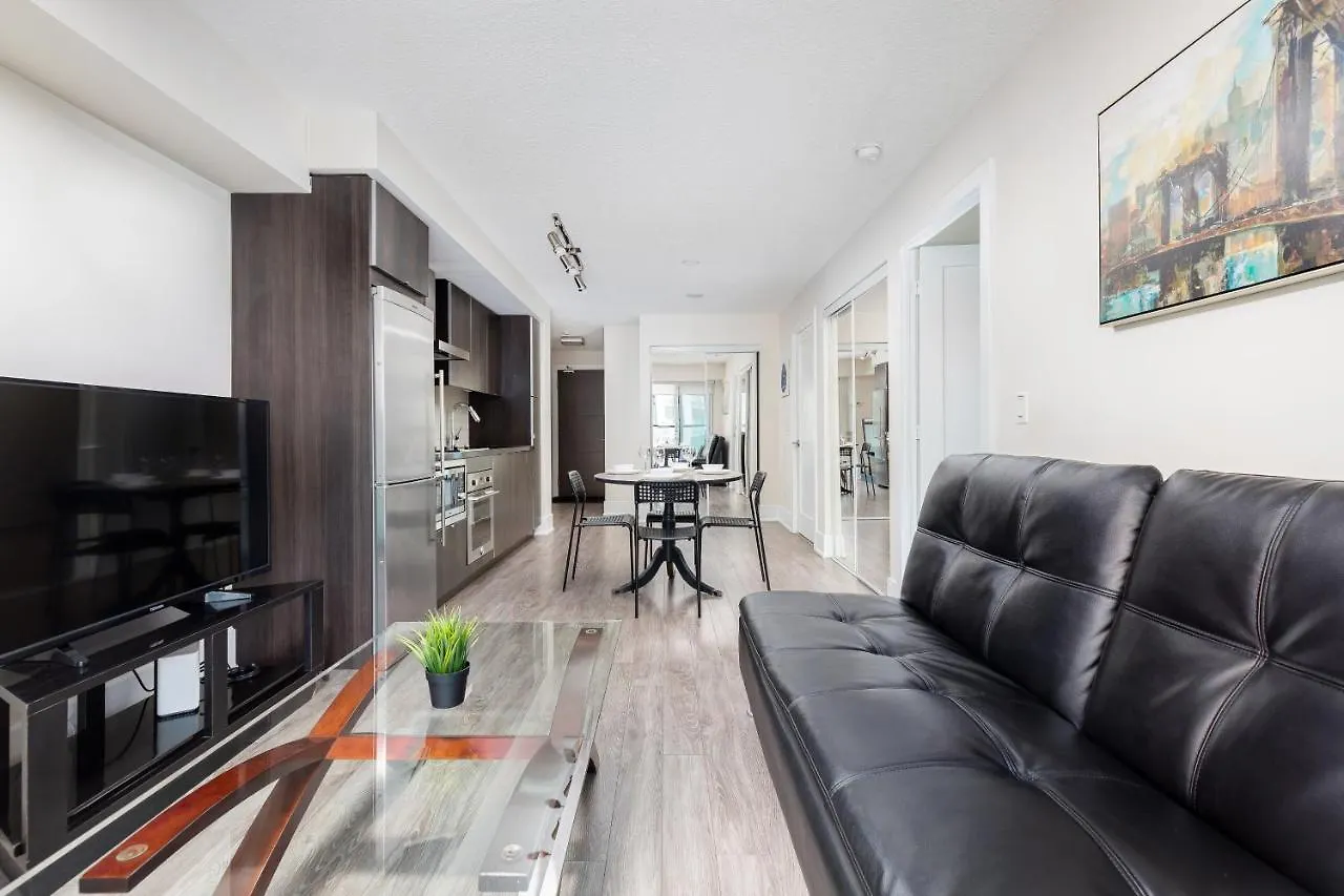 Centrally Located In The Heart Of Downtown Toronto Apartment 0*,  Canada
