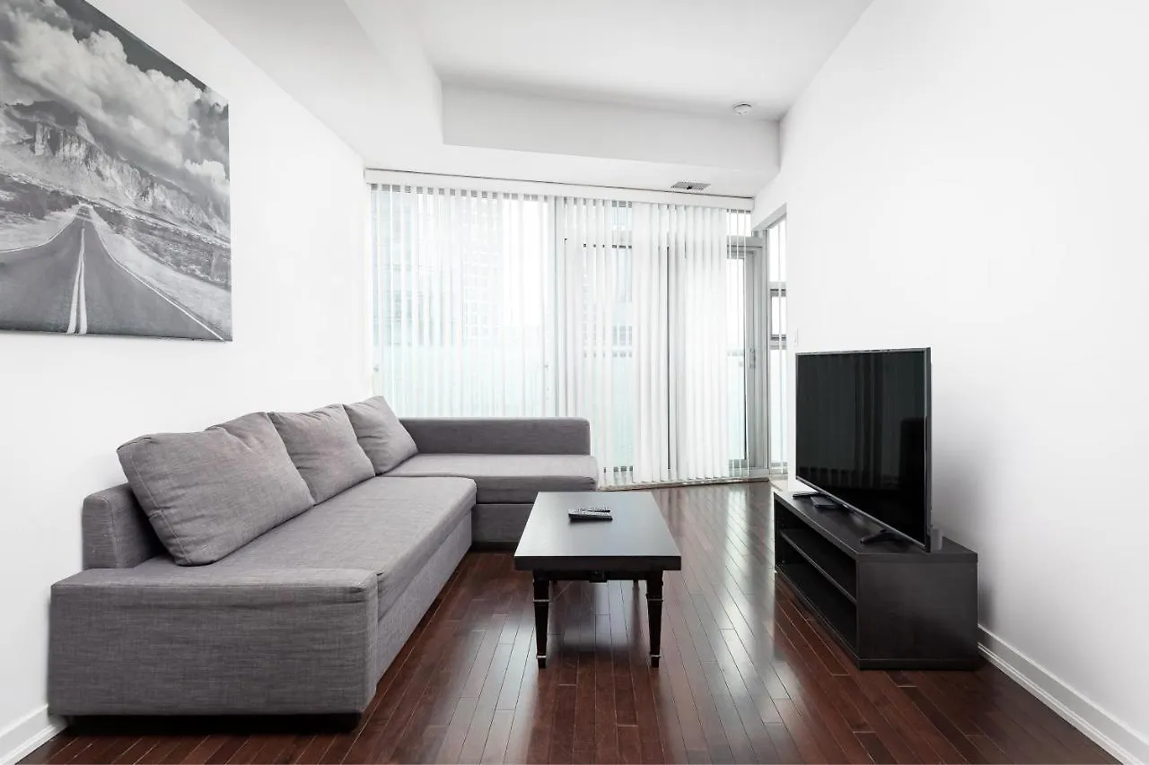Centrally Located In The Heart Of Downtown Toronto Apartment