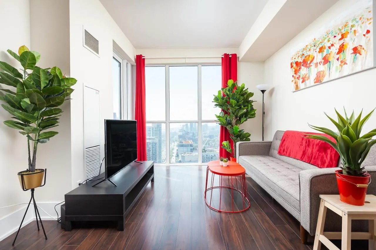Centrally Located In The Heart Of Downtown Toronto Apartment