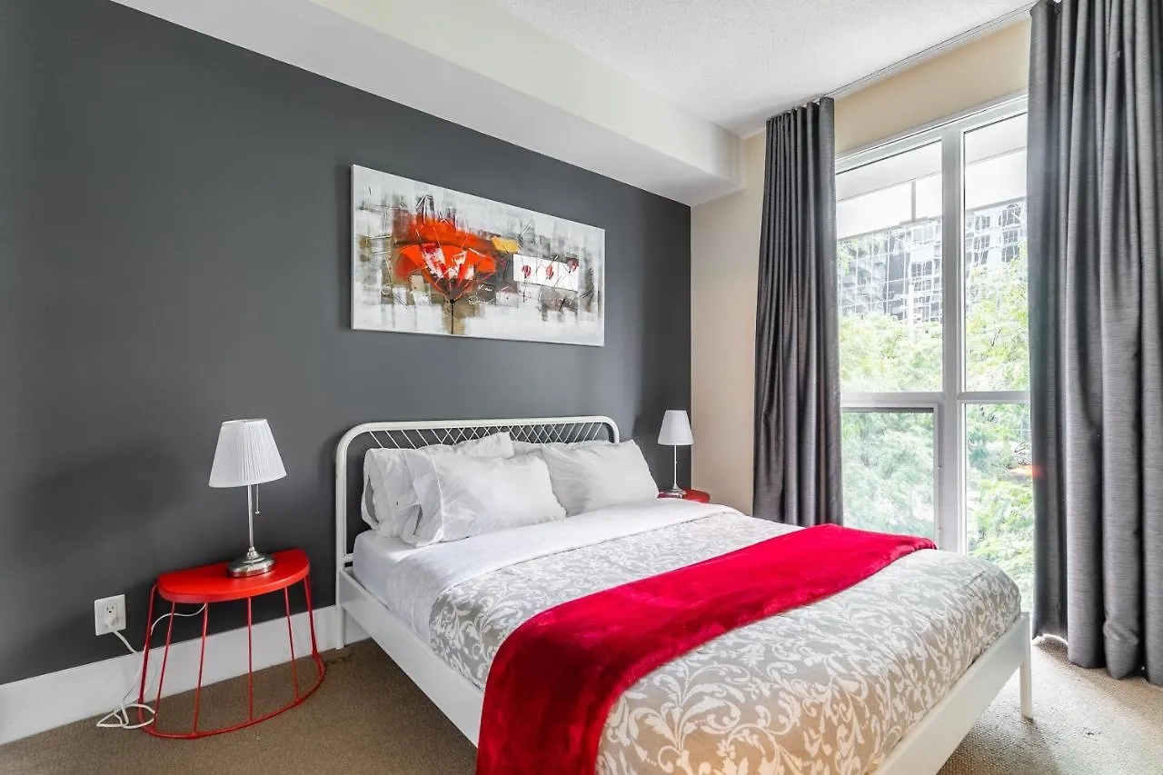 Centrally Located In The Heart Of Downtown Toronto Apartment