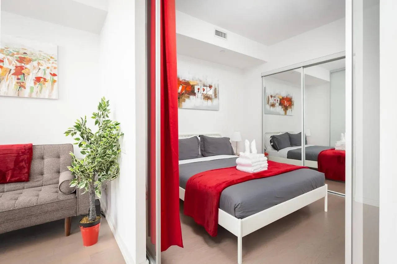 Centrally Located In The Heart Of Downtown Toronto Apartment
